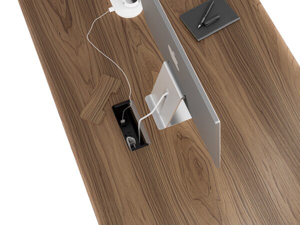 Linq Executive Desk